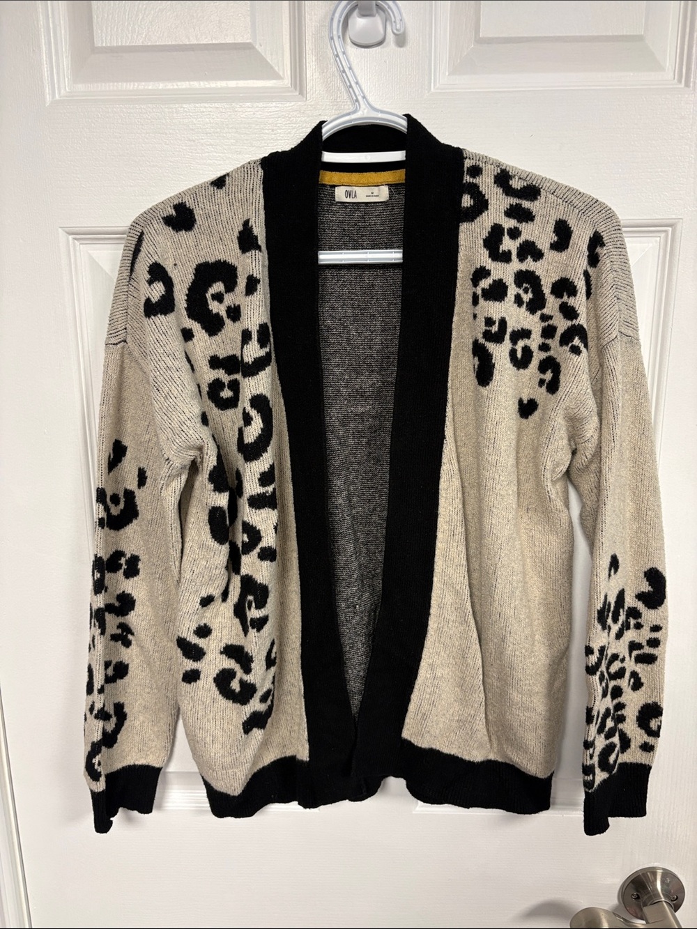Ovla Cream & Black Leopard Print Cardigan Sweater, Woman Size M